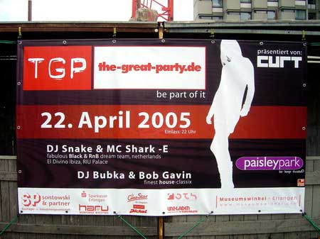 The Great Party - Bauzaun an der Nürnberger- Ecke Bauhofstraße